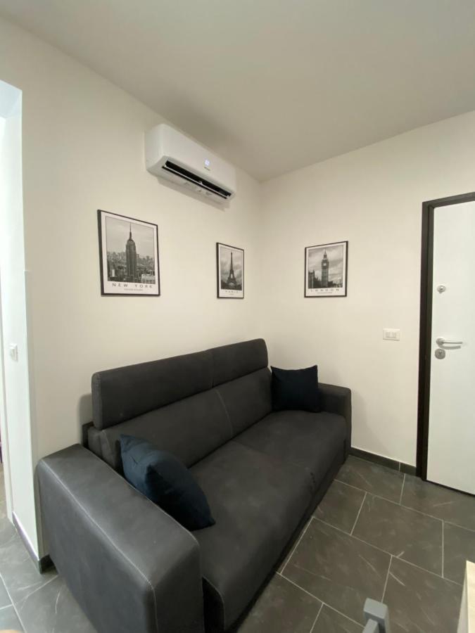 Little House Apartment เรจโจ ดี คาลาเบีย ภายนอก รูปภาพ