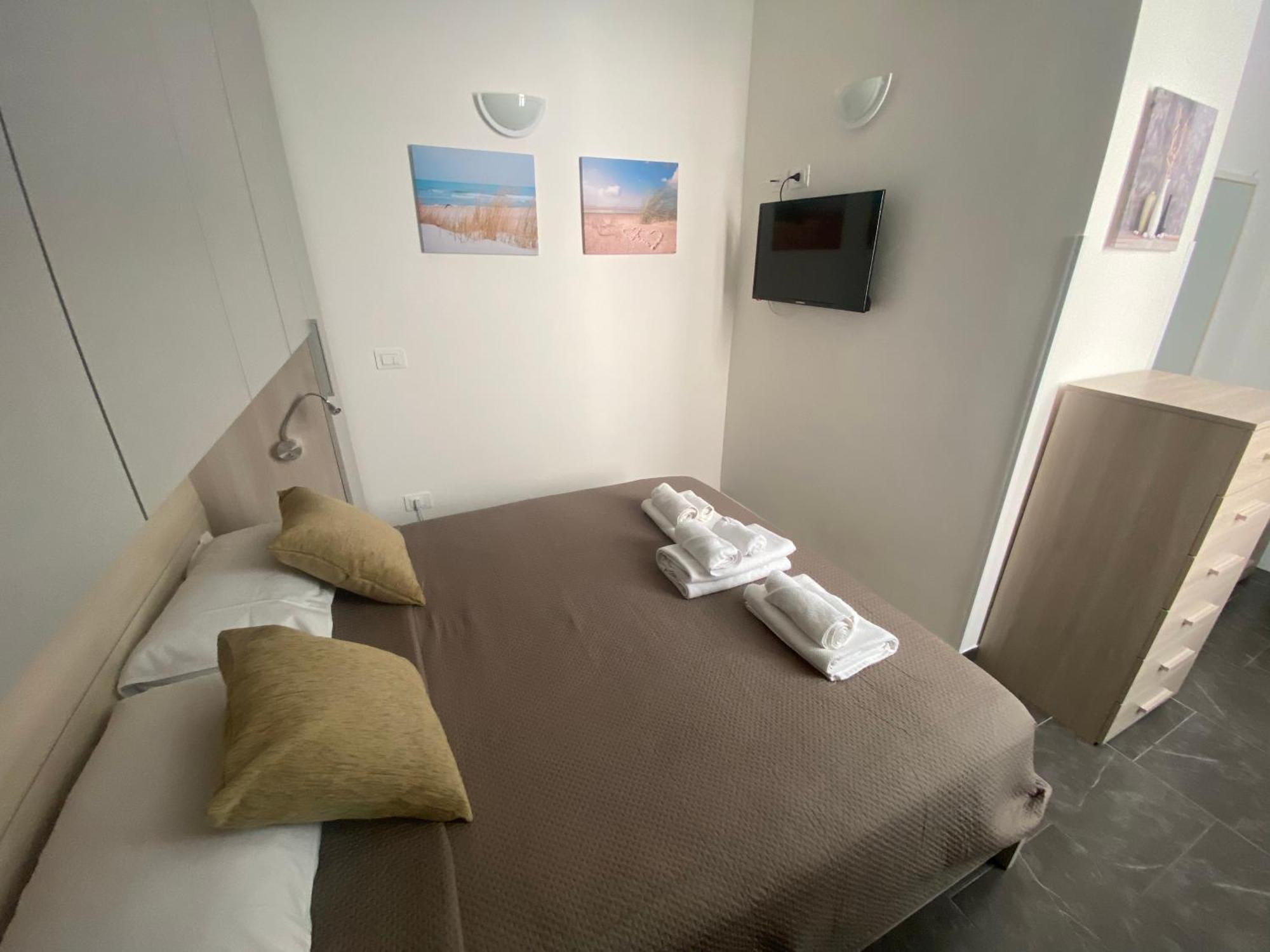 Little House Apartment เรจโจ ดี คาลาเบีย ภายนอก รูปภาพ