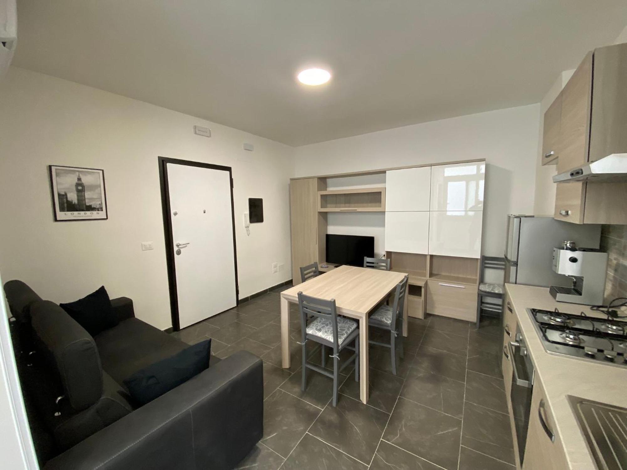 Little House Apartment เรจโจ ดี คาลาเบีย ภายนอก รูปภาพ