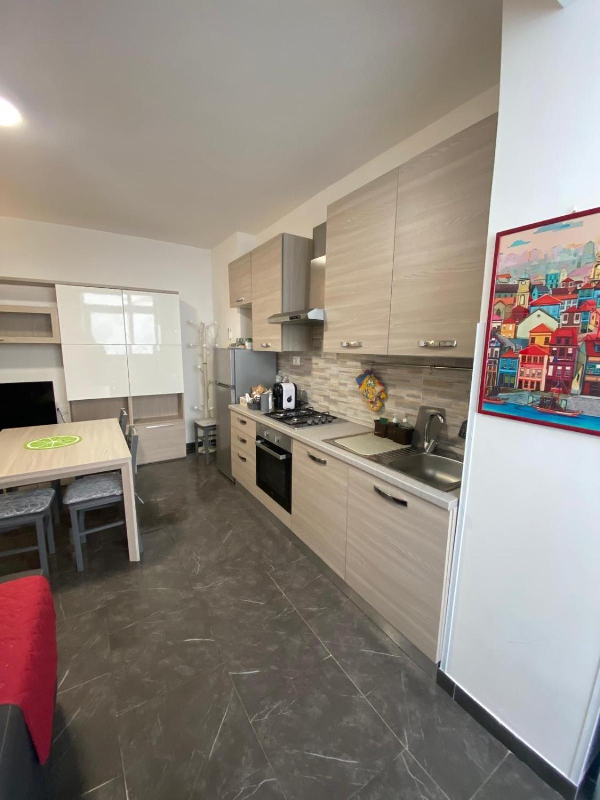 Little House Apartment เรจโจ ดี คาลาเบีย ภายนอก รูปภาพ